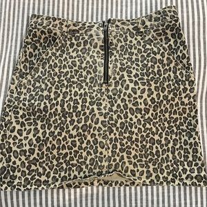 Boutique, Leopard Skirt
